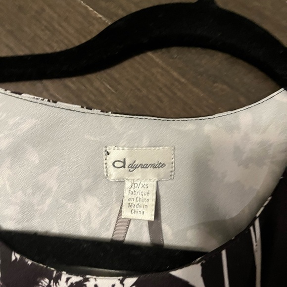 XS DYNAMITE OPEN BACK ROMPER - Picture 2 of 3